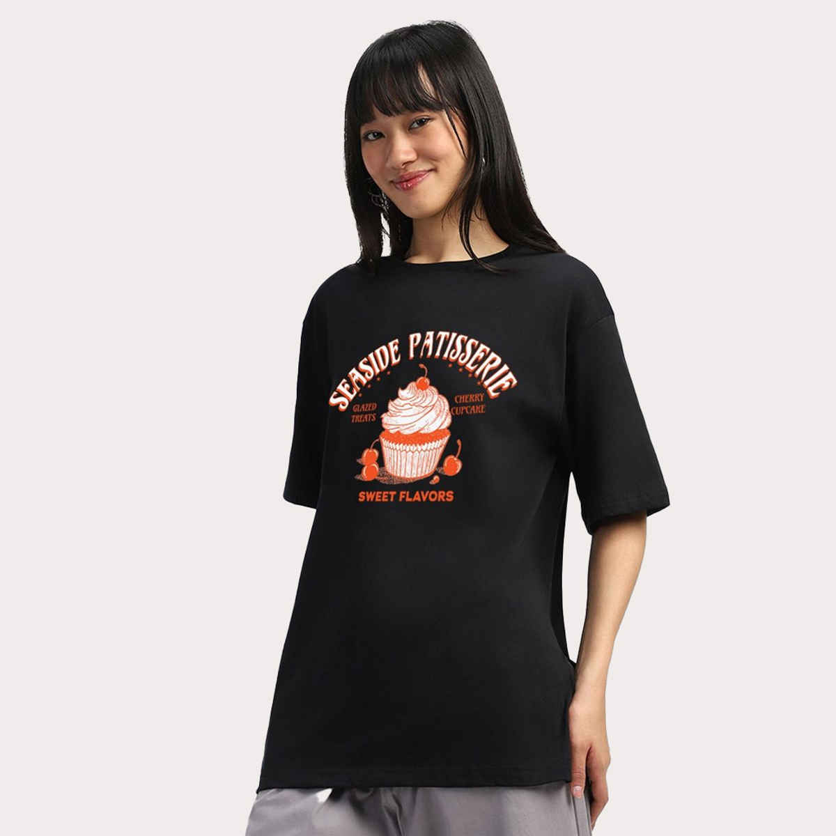 Juneberry Women s Typographic Front Print T-shirt - L | Black