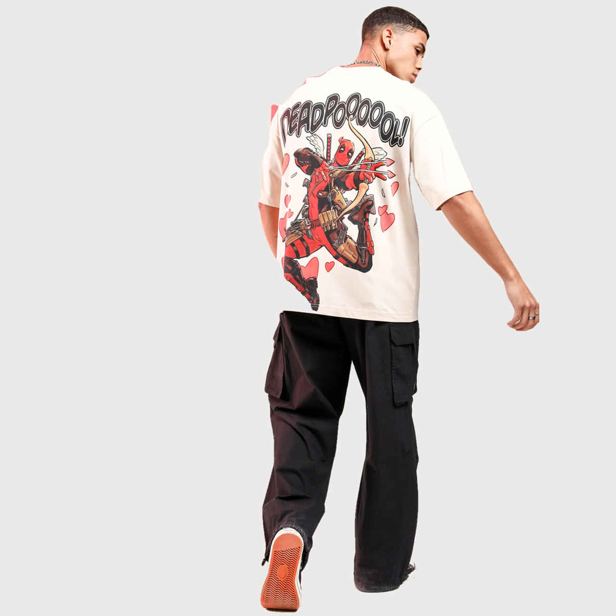 Highlander Men's Marvel Deadpool Oversized Drop Shoulder T-shirt | Cream - XS