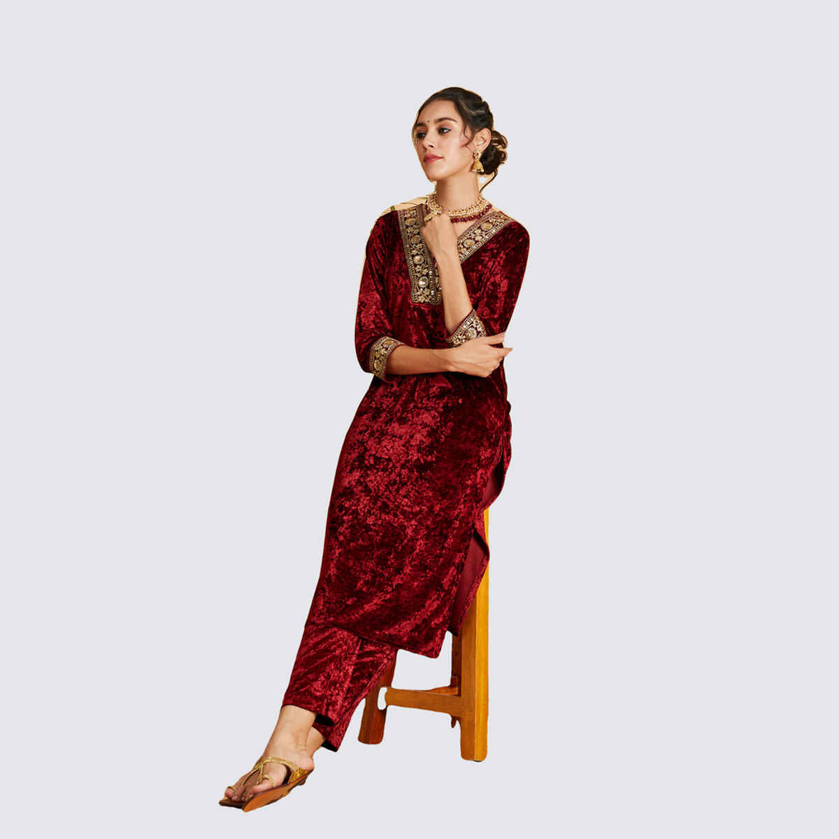 Shae by SASSAFRAS Women's Velvet Straight Kurta | Maroon - XL