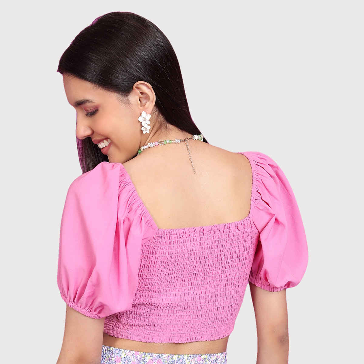 Ketch Women's Square Neck Puff Sleeve Smocked Crop Top | Pink - M