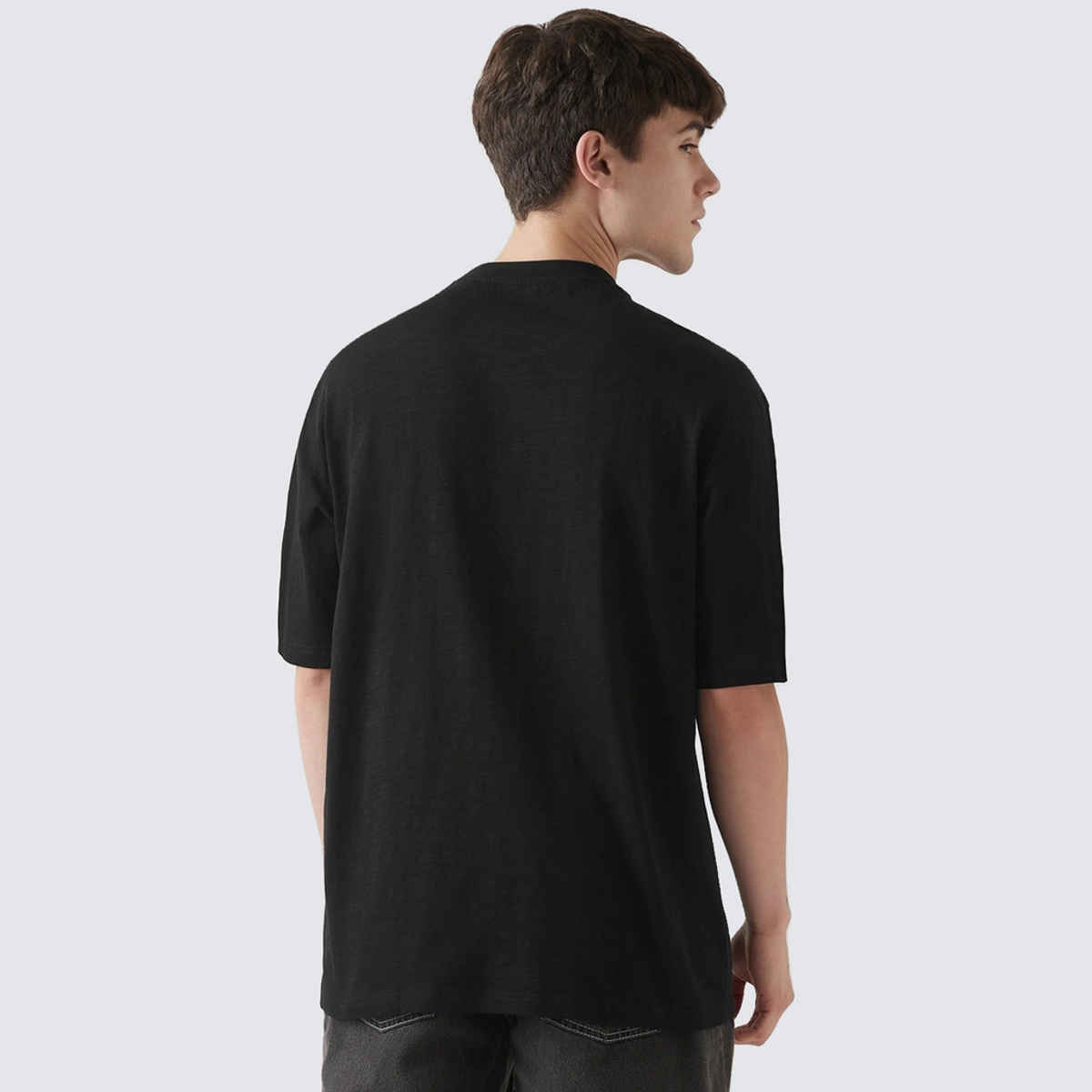 Bewakoof Men's Air 1.0 Official DC Batman Logo Graphic Printed Oversized T-shirt | Black - S