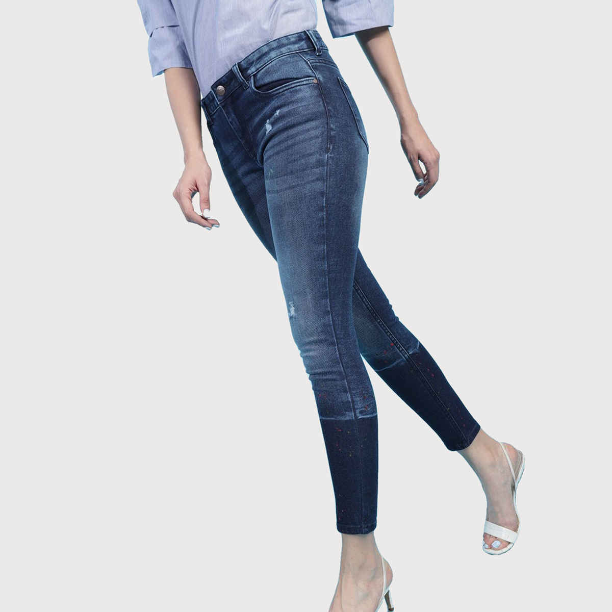 Freehand Women's Distressed Slim-Fit Jeans | Blue - 30