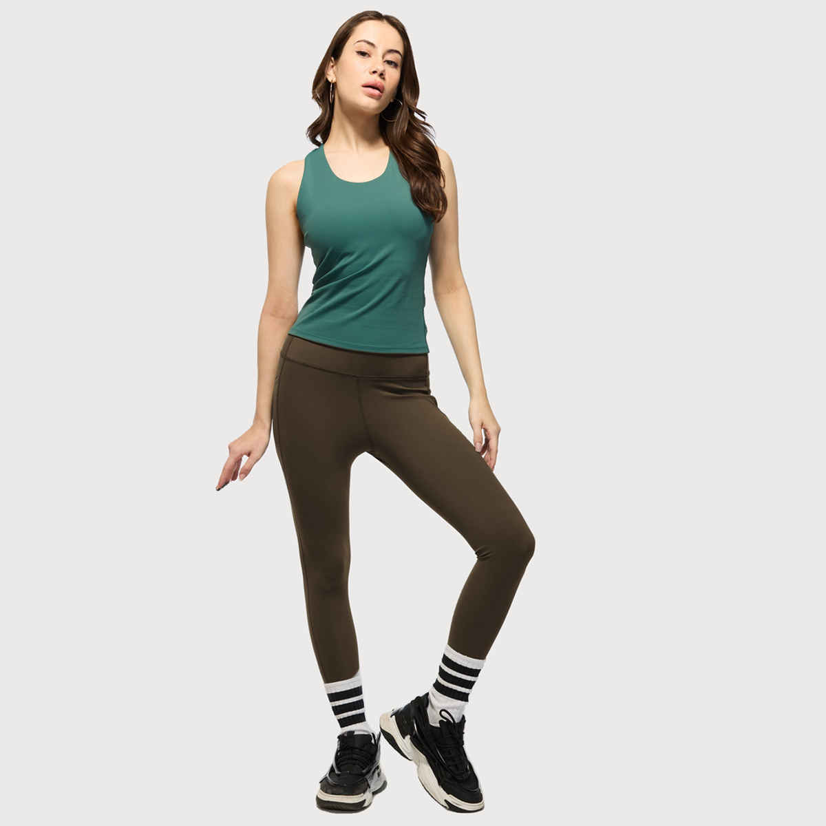 Cava Athleisure Aerial Leggings - Cedar | M