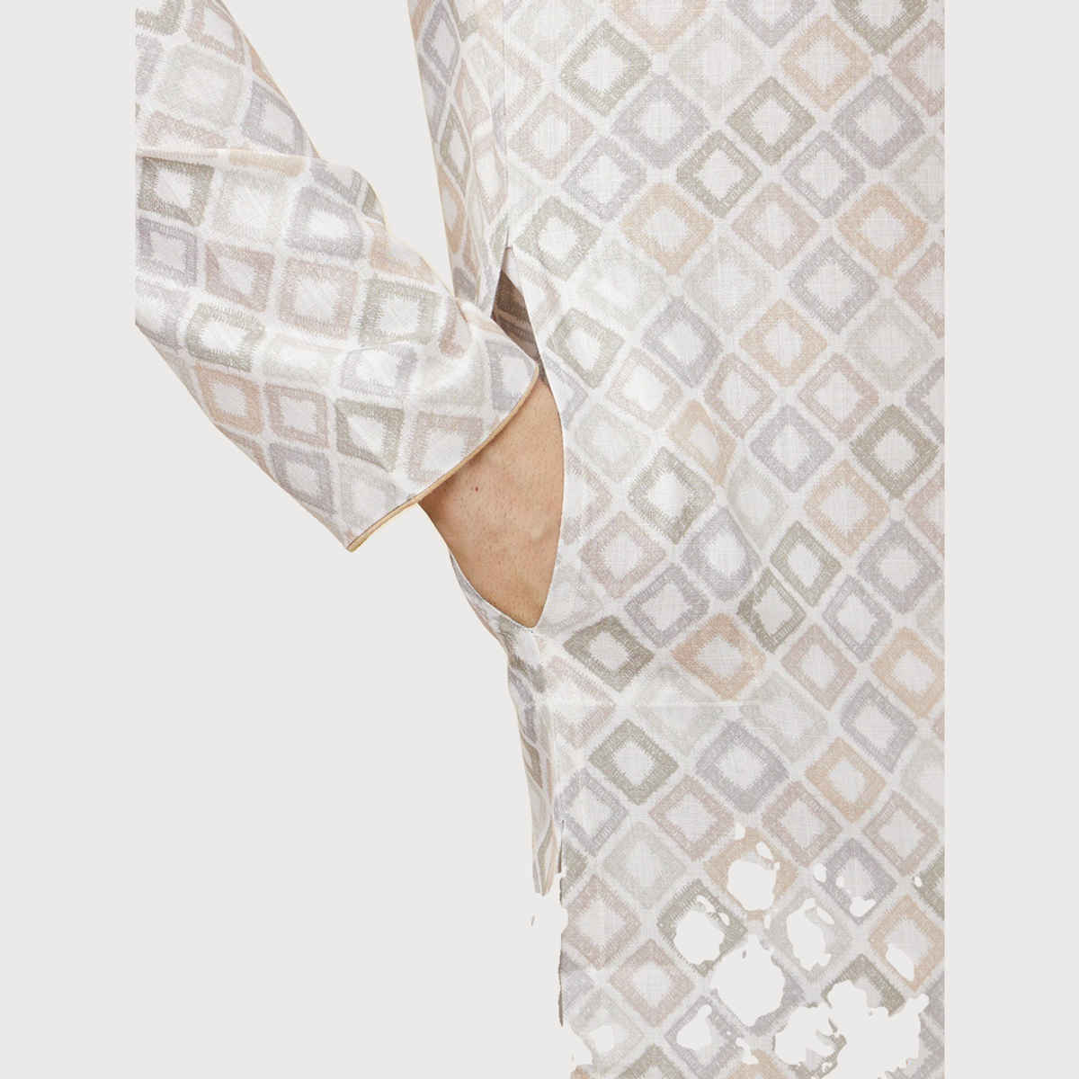 Manyavar Cream Blended Cotton Self Design Kurta | L