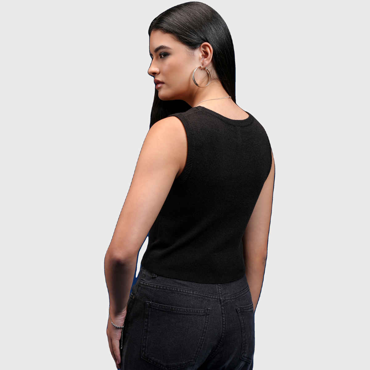 Tokyo Talkies Women's Jet Chokerneck Sweater | Black - L