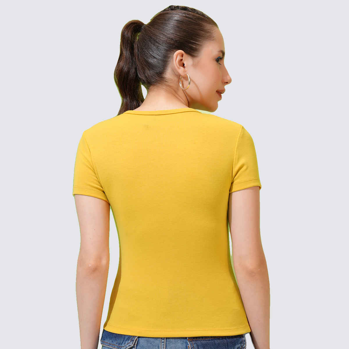 Tokyo Talkies Women's Printed Fitted Round Neck Short Sleeve Crop Top| Yellow - S