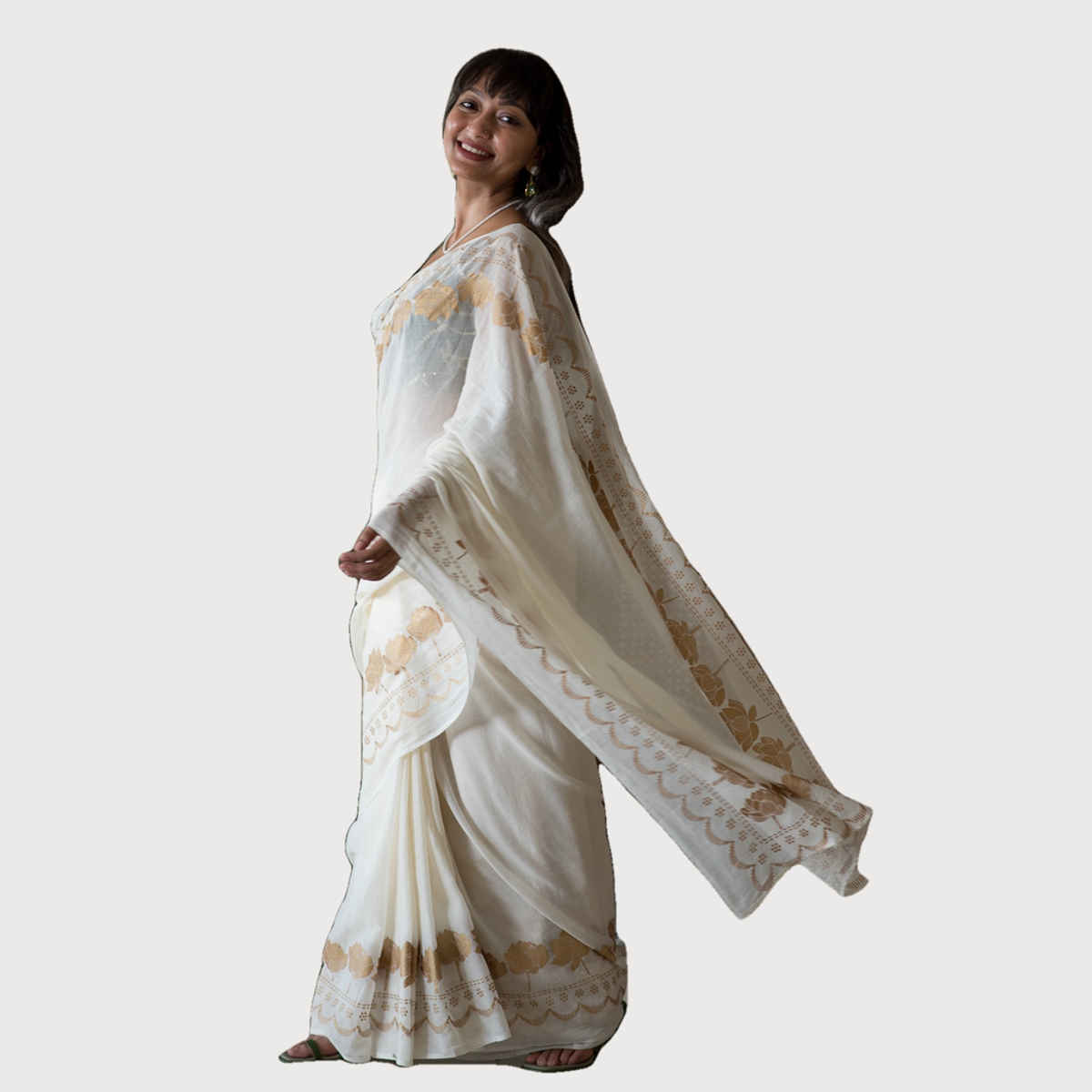 Suta Beige Cotton Viscose Saree