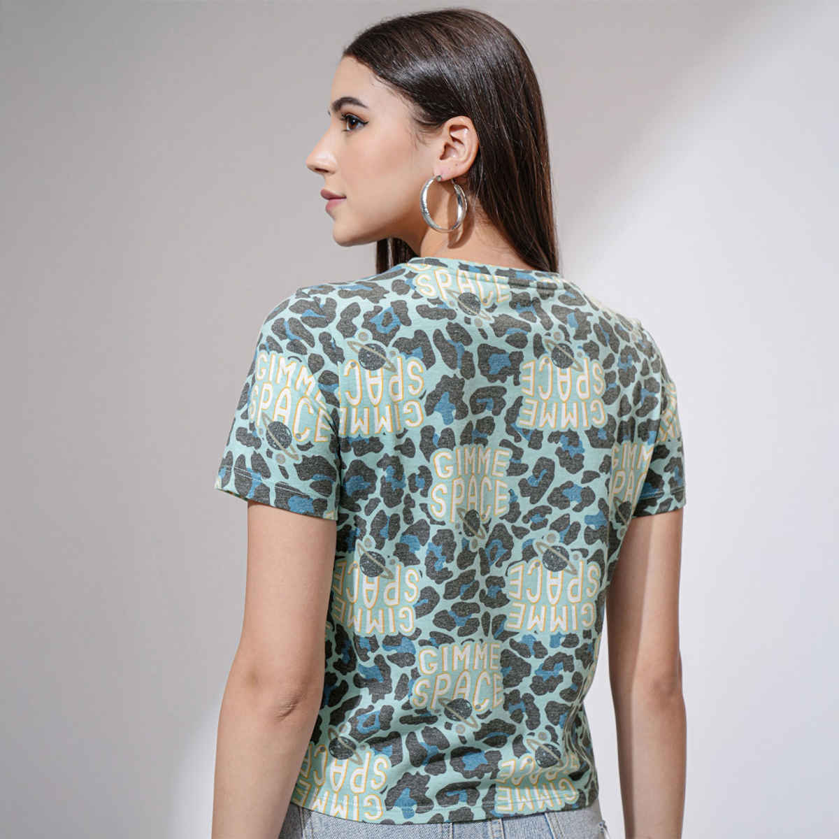 Tokyo Talkies Women's Multi Printed Cropped Front Tie Up T-shirt | Teal - L