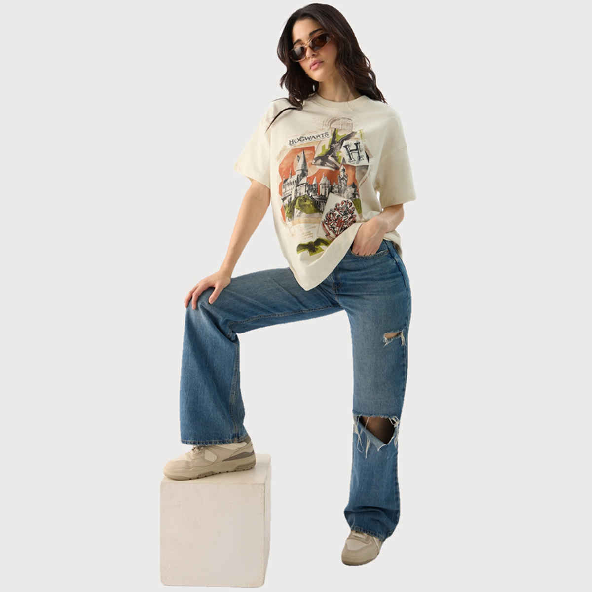 The Souled Store Women's Harry Potter Hogwarts Oversized T-shirt | Cream - M