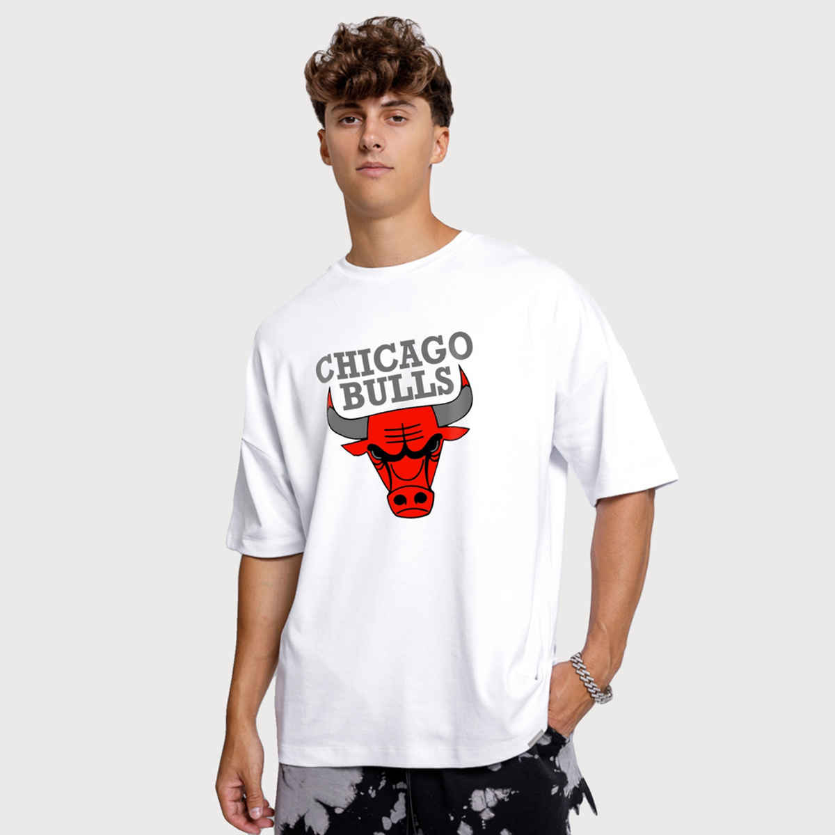 De Tees Men's Oversize T-shirt | M-OST-WHITE-BULL | White - L
