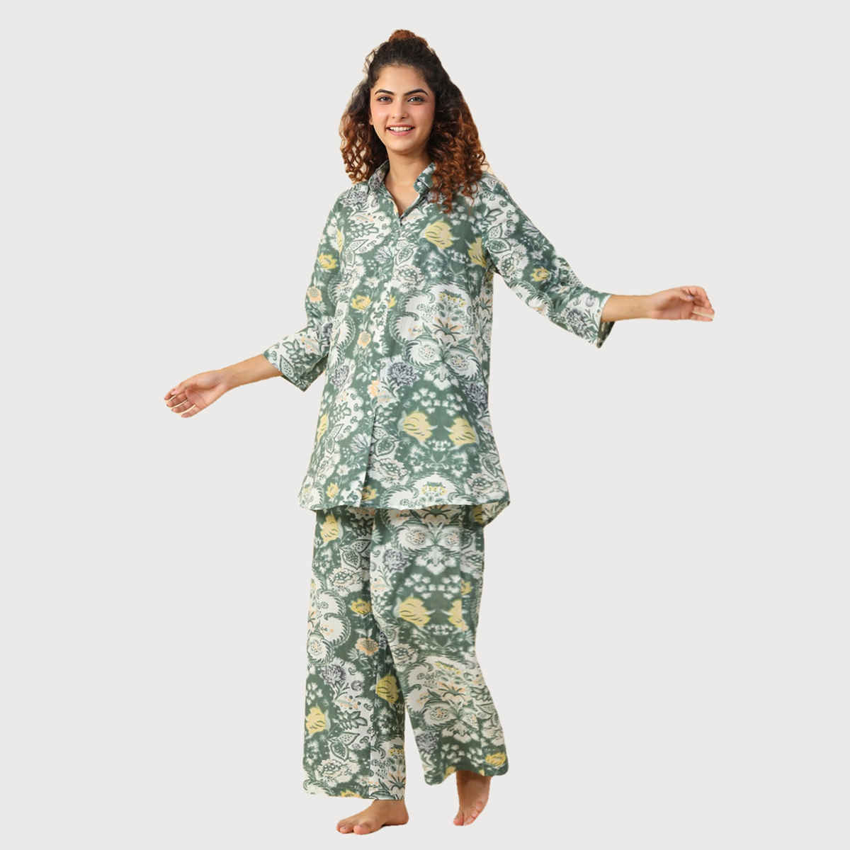 Sanskrutihomes Floral Printed Pure Cotton Night Suit | Green - White | XL