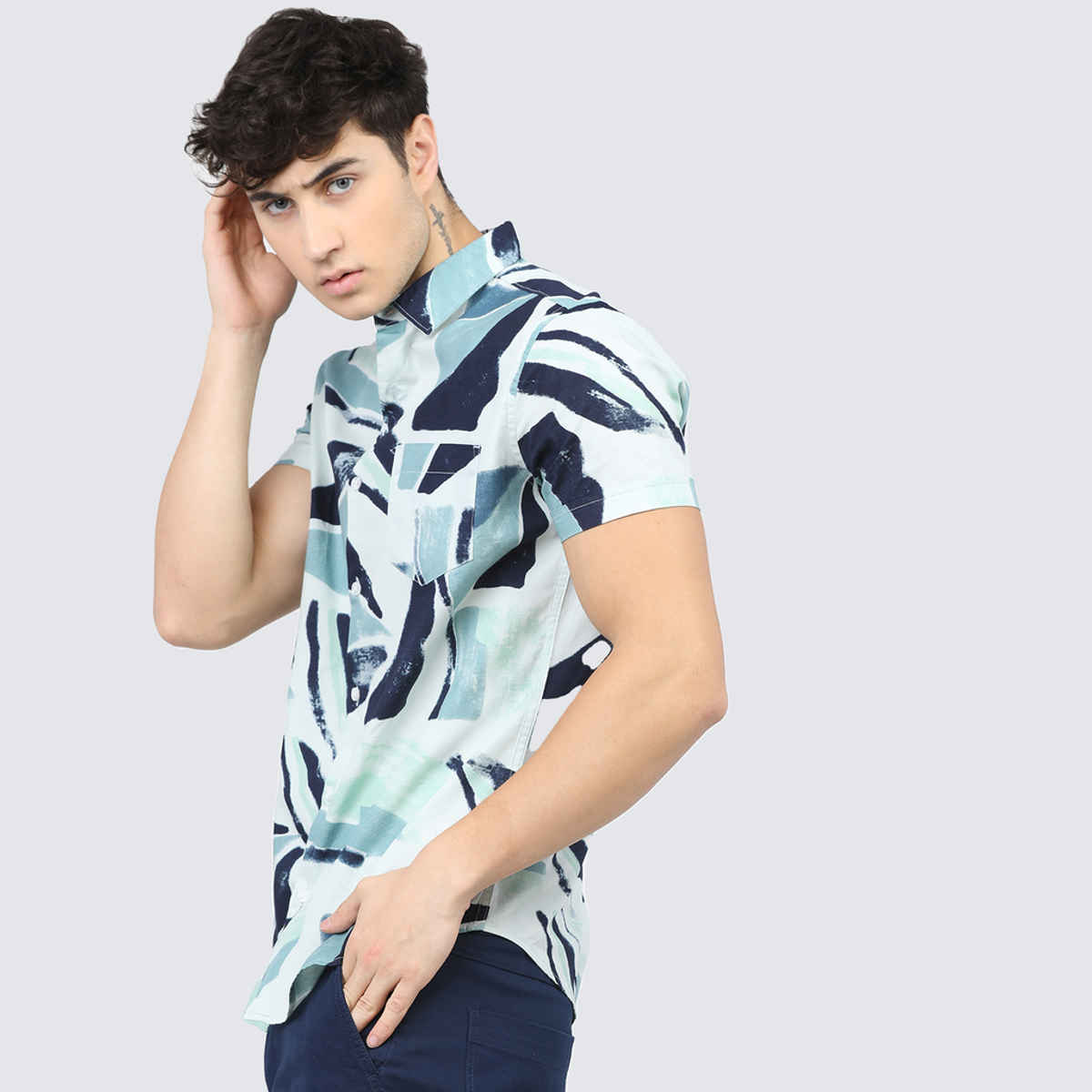 Highlander Men's Slim Fit Abstract Shirts | White & Blue - XL