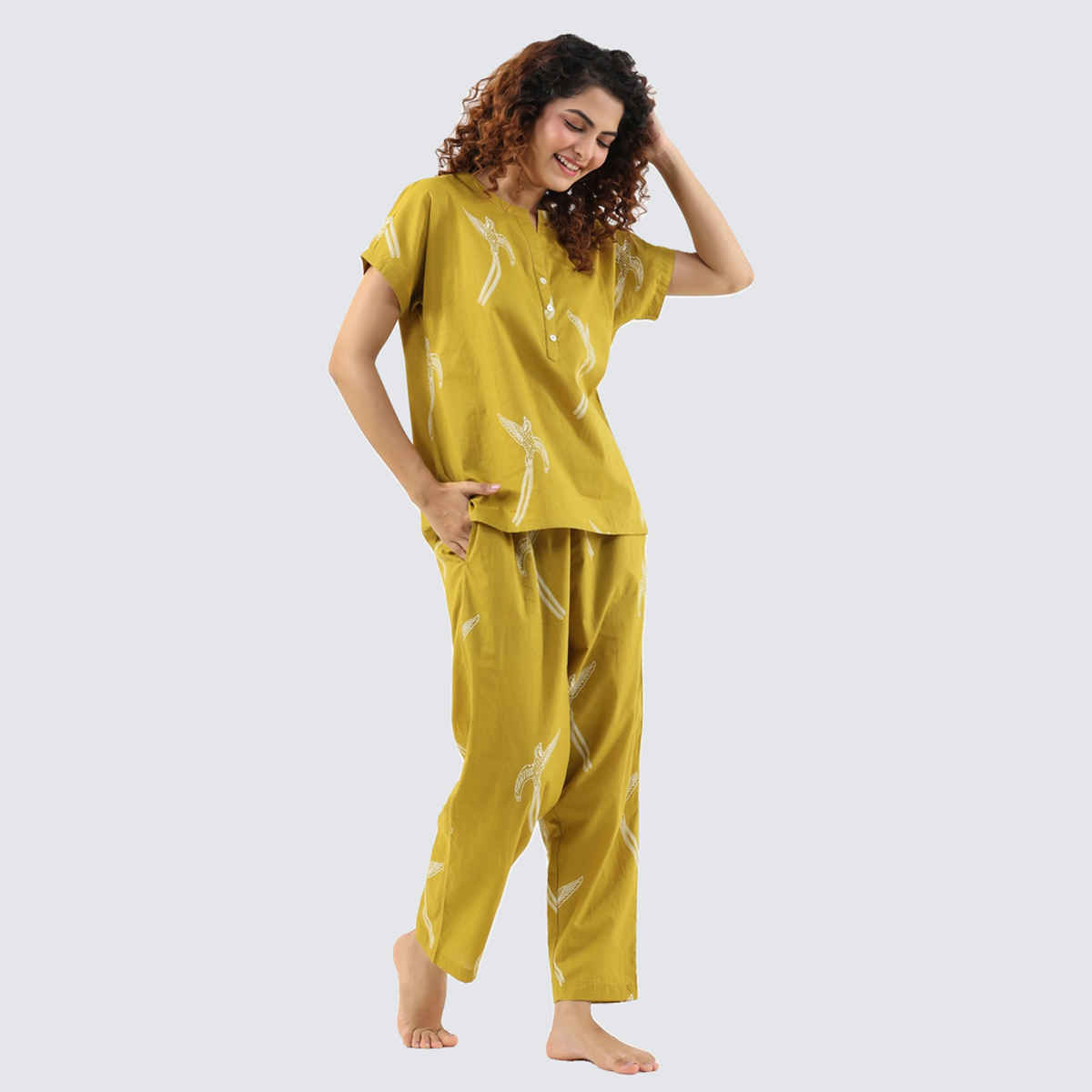 Sanskrutihomes Graphic Printed Pure Cotton Night Suit | Yellow - L