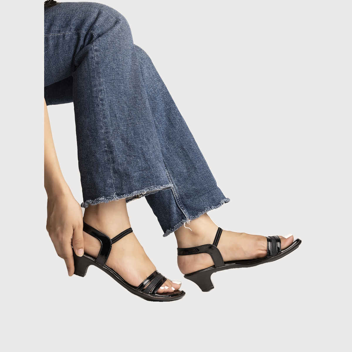 Shoetopia Women s Black Kitten Heels | UK3