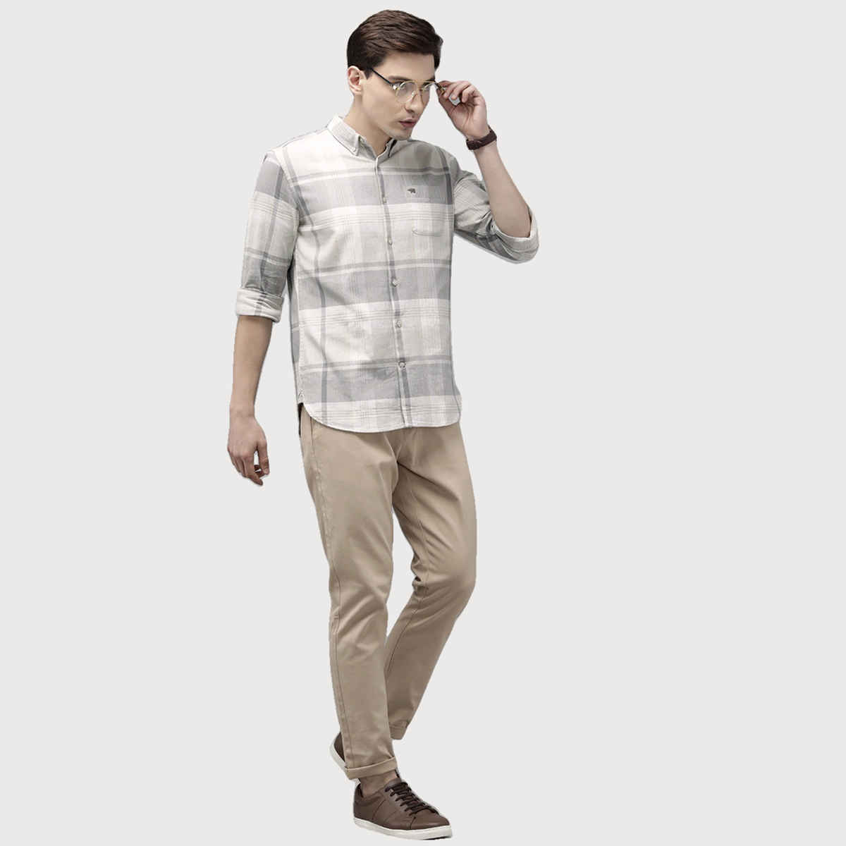 The Bear House Men Slim Cream & Grey Checked Shirt Style-Amber Color -Cream Size - S