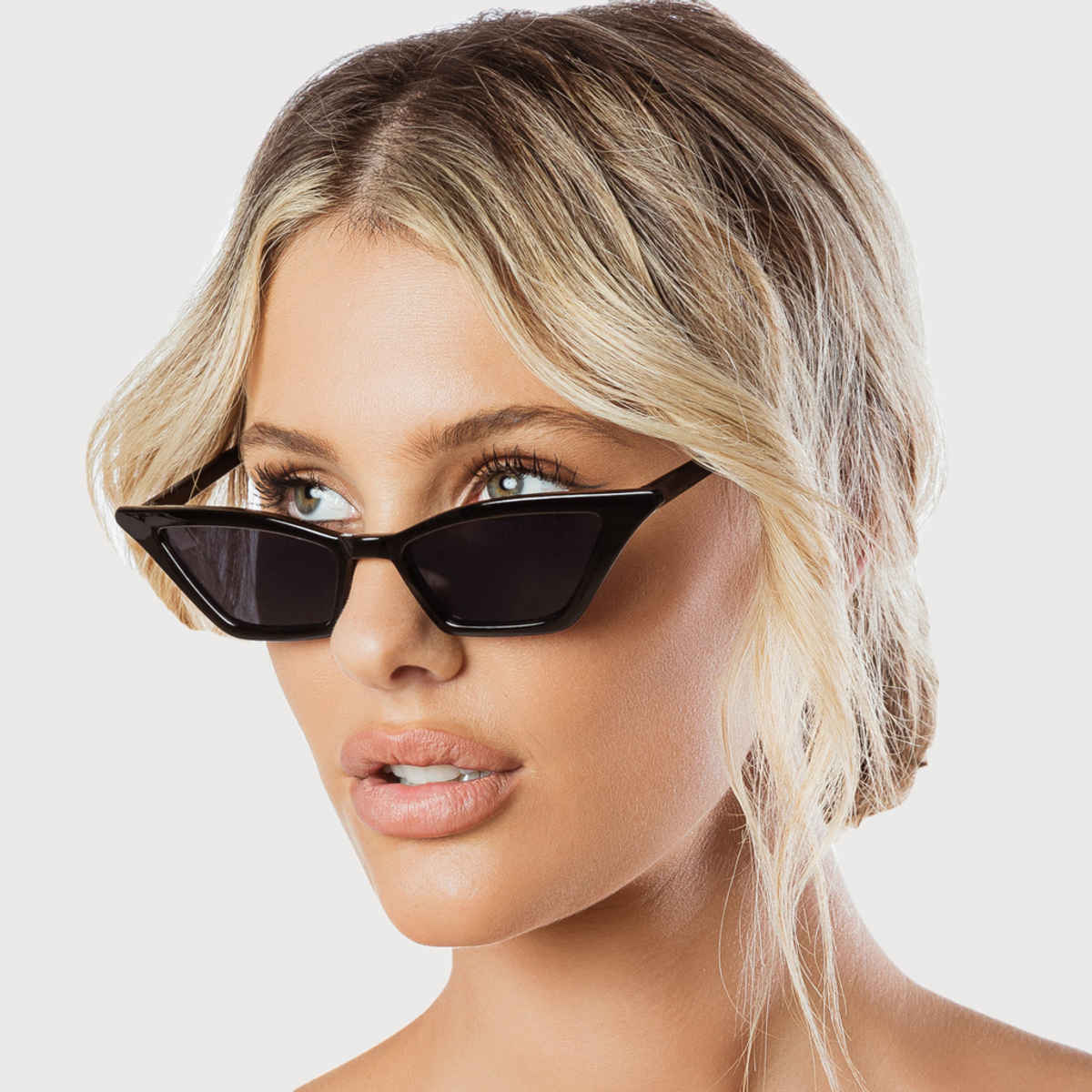 NuVew Women's Cat-eye Sunglasses | Black - Medium