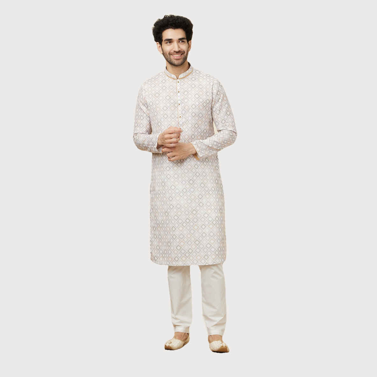 Manyavar Cream Blended Cotton Self Design Kurta | L