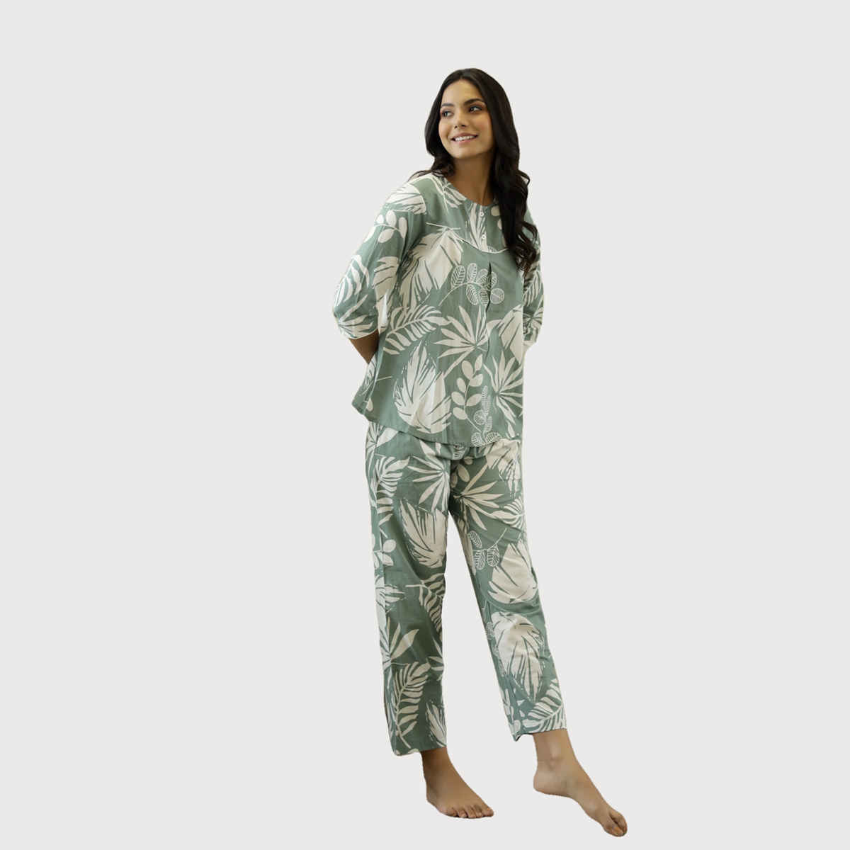Sanskrutihomes Women's Green & White Printed Night Suit | Green - L