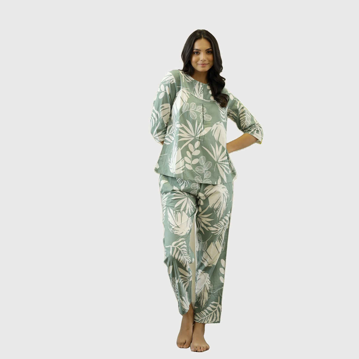 Sanskrutihomes Women's Green & White Printed Night Suit | Green - S