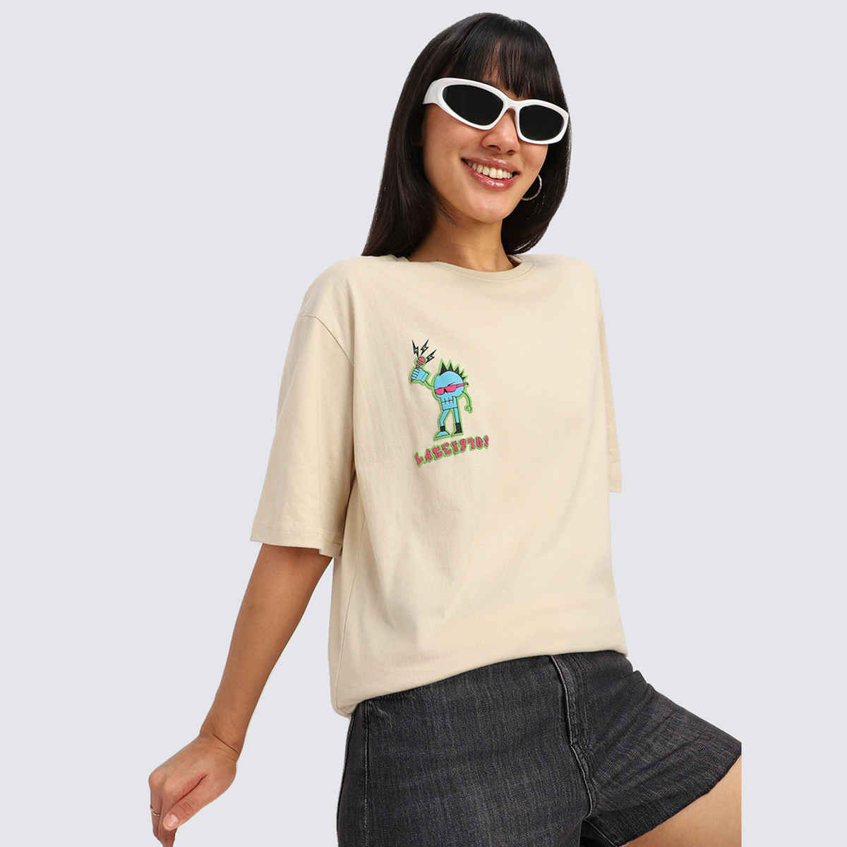 Juneberry Swanwhite Pocket Print Oversized Fit T-shirt for Women - XL