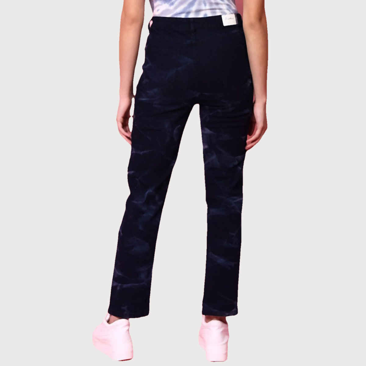Freehand Women's Dark Wash Straight Fit Denim Jeans | Blue - 32