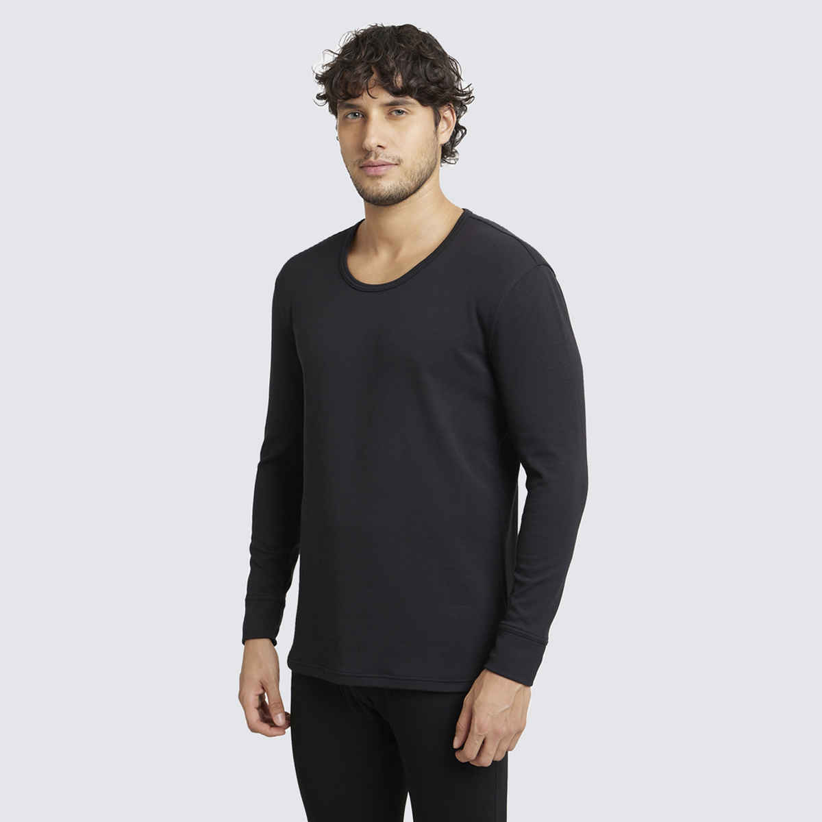 Jockey 2606 Men's Microfiber Elastane Stretch Fleece Full Sleeve Thermal Undershirt | Black-M