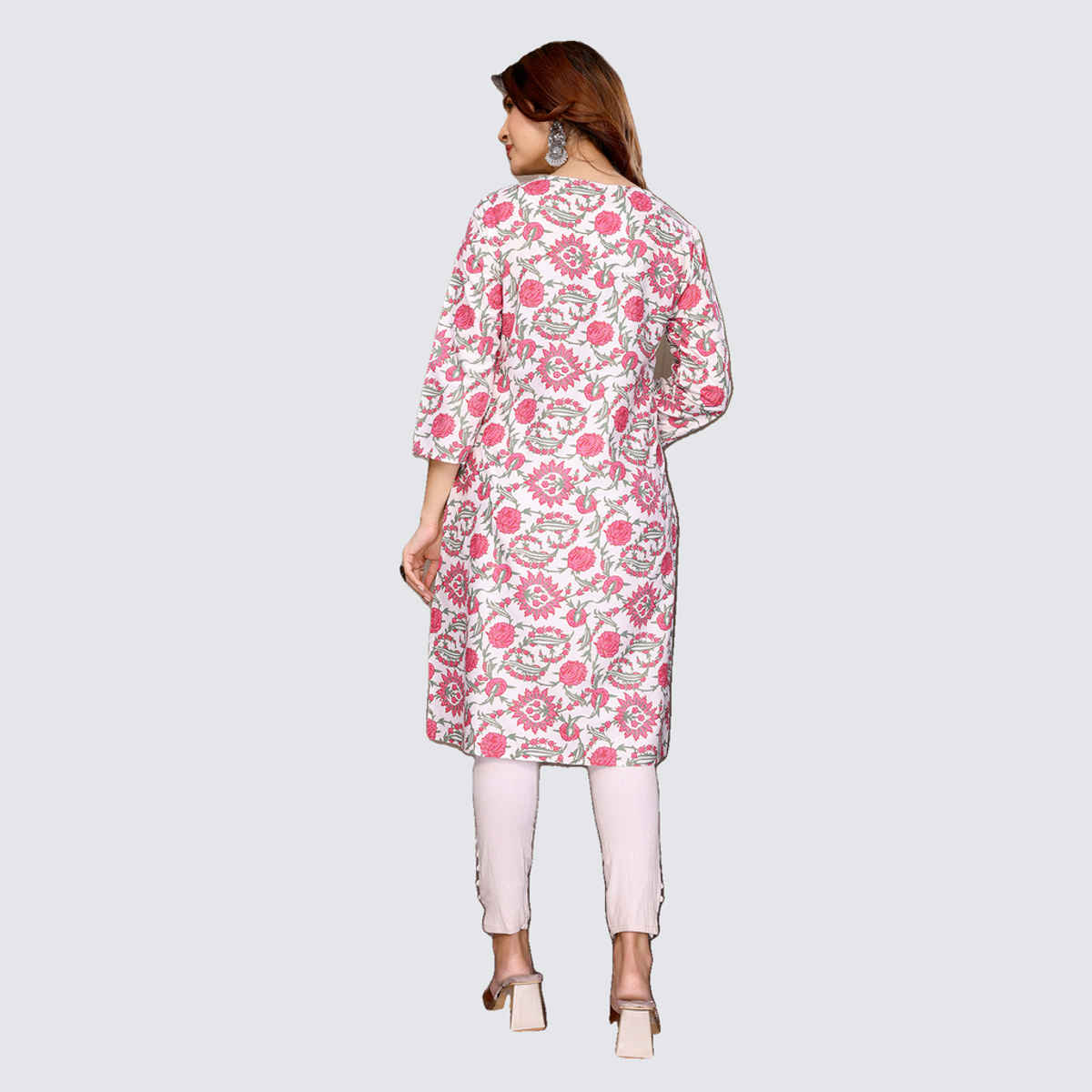 Rangita Women's Rayon Printed Straight Knee Length Kurta | Pink - M