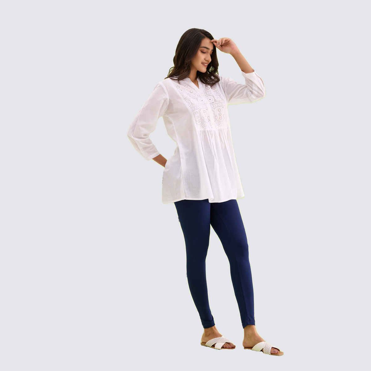 Go Colors Women's Solid Mid Rise Ankle Length Leggings | Navy - M