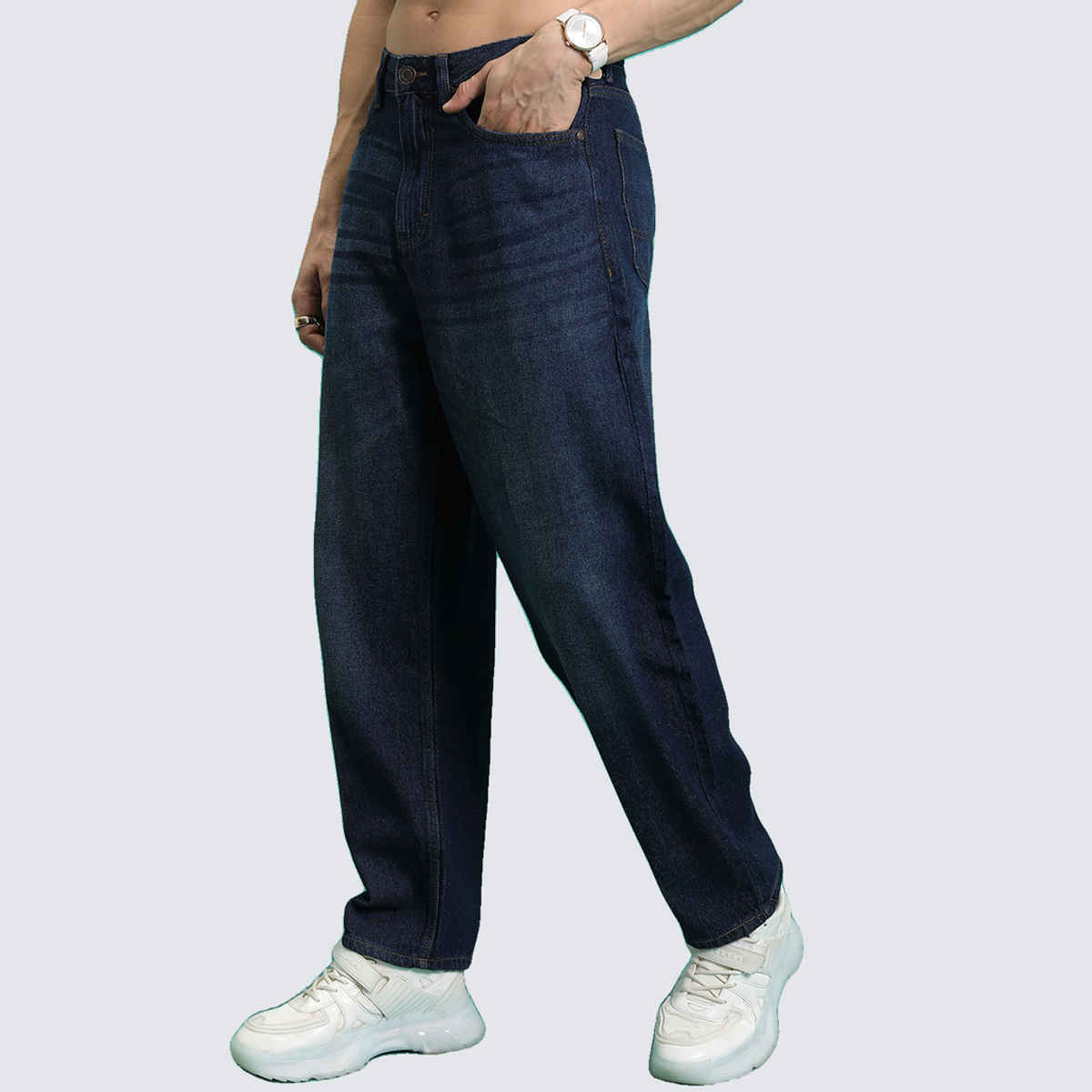 HIGHLANDER Men's Relaxed Fit Mid-Rise Light Fade Jeans | Blue - 30