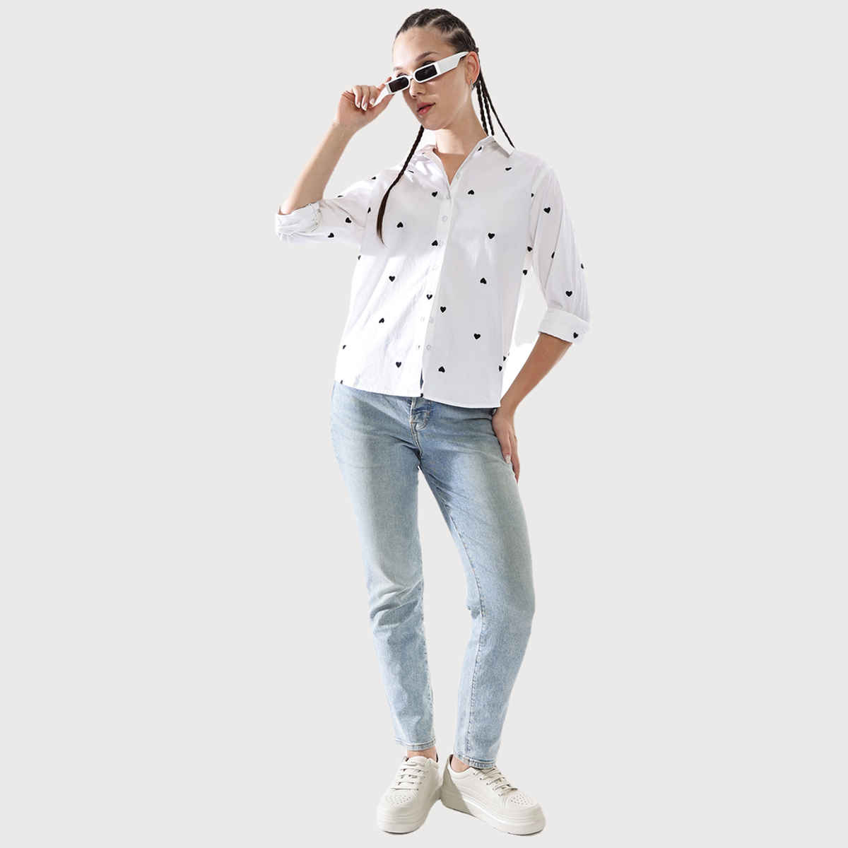 Hubberholme Women's Embroidery Oversized Spread Collar Shirt | Multicolor - S