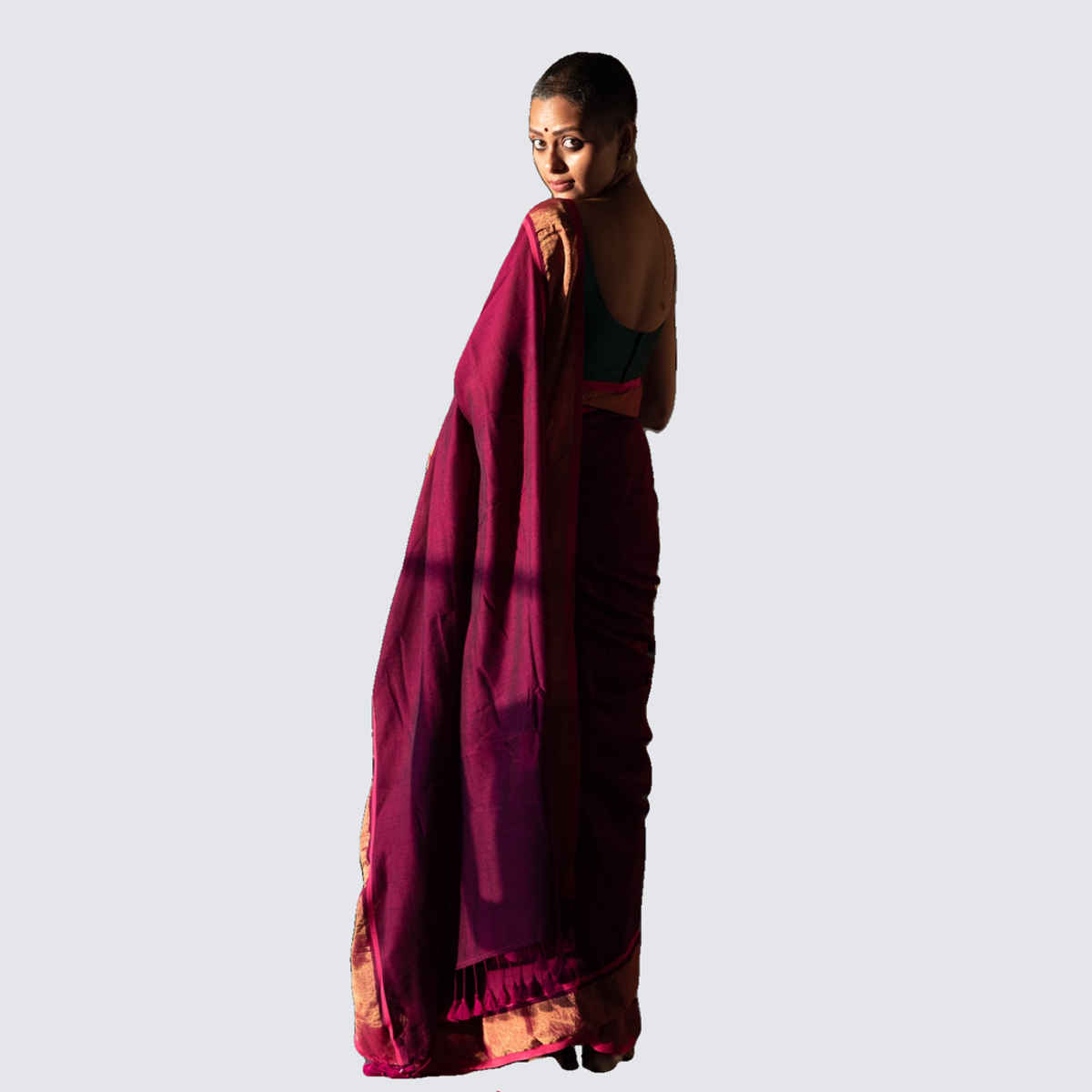 Suta Maroon Cotton Blend Saree