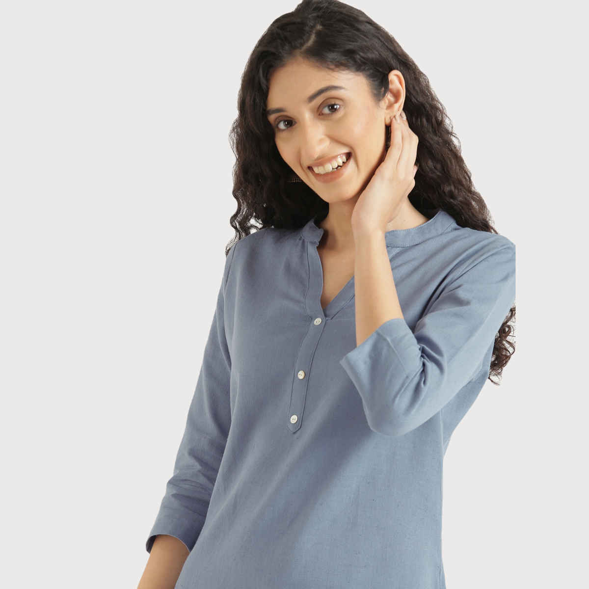 Saadaa Women Short Airy Linen Kurta | English Blue | S