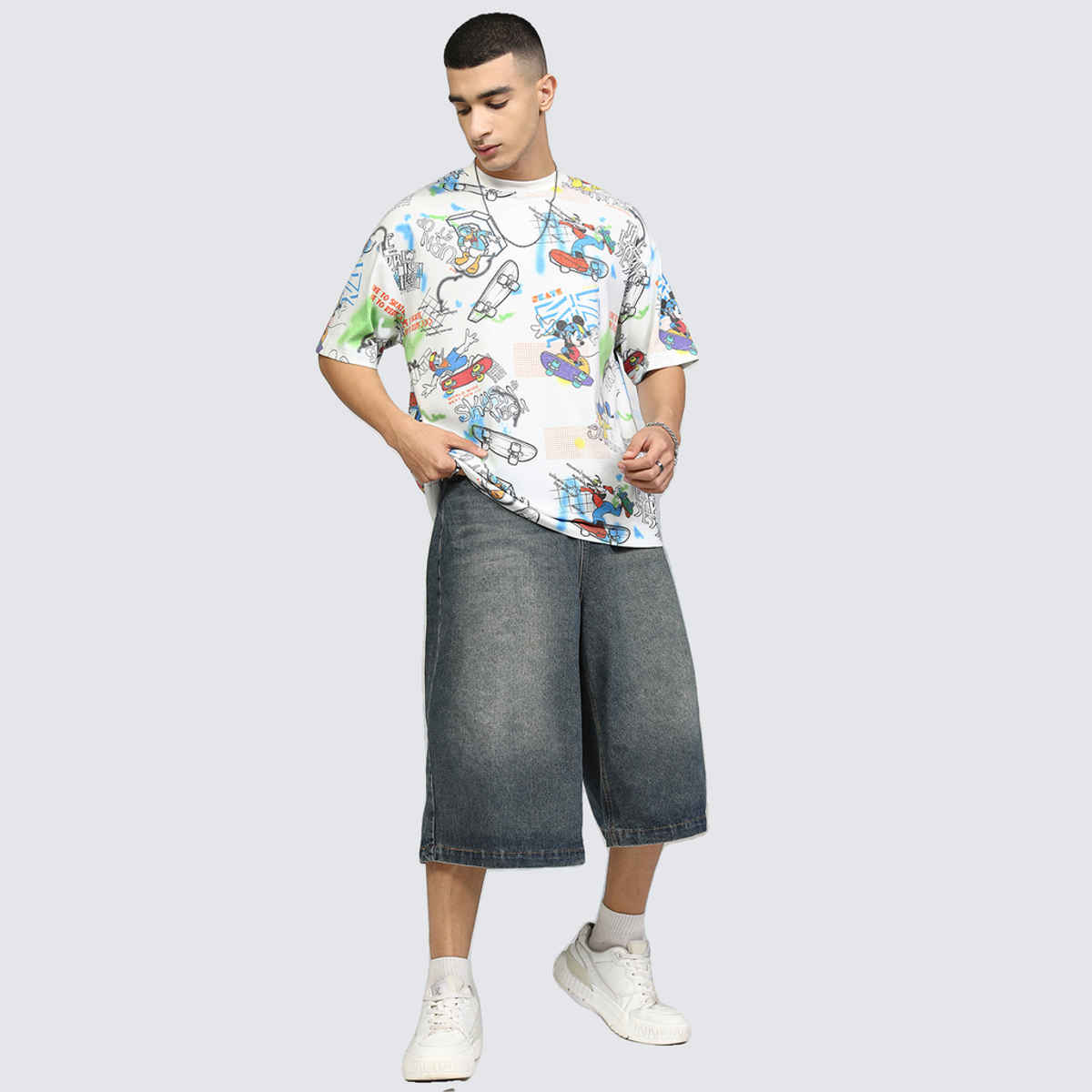 Highlander Disney Mickey Mouse Men's Oversized Drop Shoulder T-shirt | White & Multicolour - XS