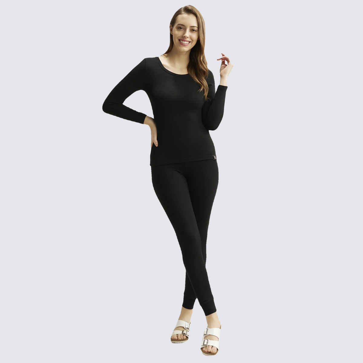 Jockey 2540 Women's Microfiber Elastane Stretch Fleece Full Sleeve Thermal Top | Black-M