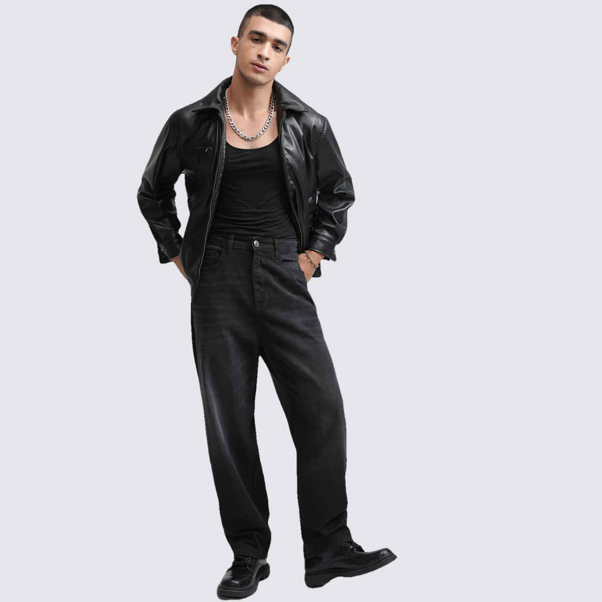 HIGHLANDER Men's Loose Baggy Fit Mid-Rise Light Fade Cotton Jeans | Black - 30