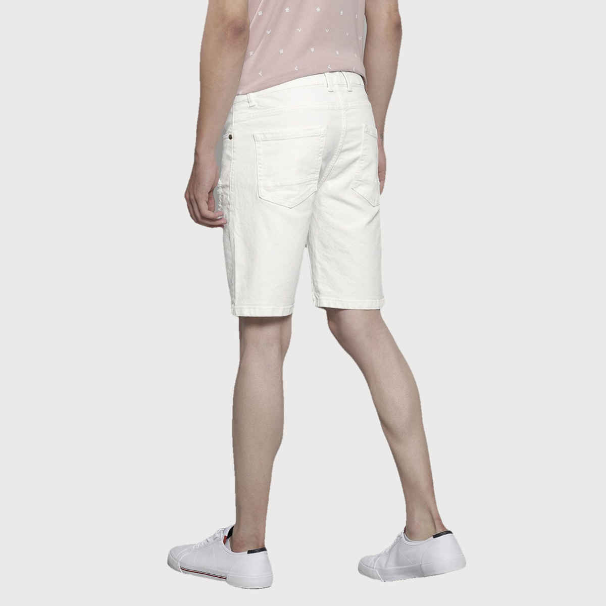 The Indian Garage Co Men's Slim Fit Solid Casual Shorts | White - 34