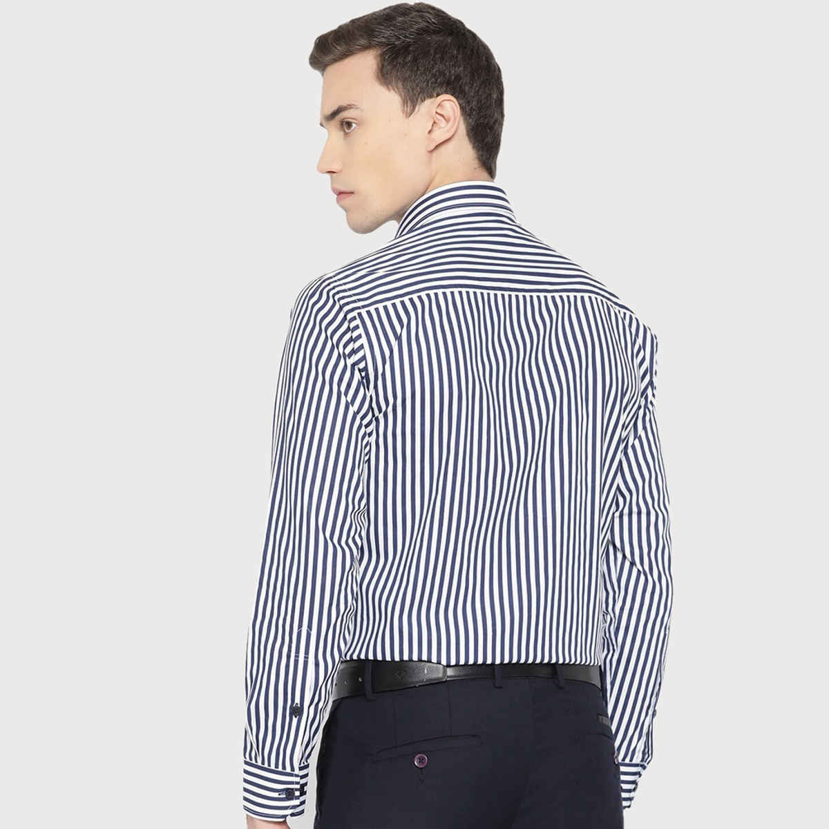 Hancock Men's Striped Spread Collar Long Sleeves Pure Cotton Formal Shirt - White & Navy | 40