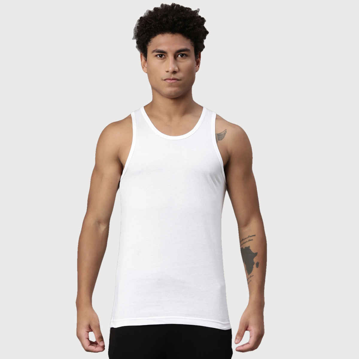 Levi's 012 Men's Classic Vest | White | M