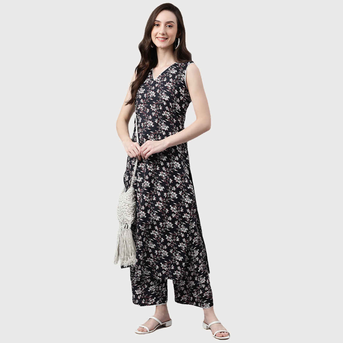 Janasya Women's Black Pure Cotton Floral Printed Kurta with Palazzo | S