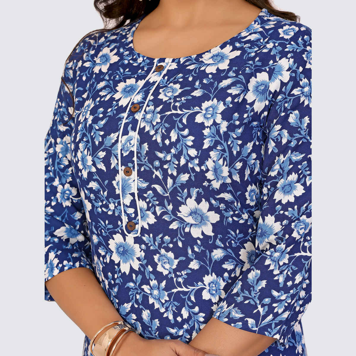 Rangita Women's Cotton Printed Straight Knee Length Kurta | Blue - S