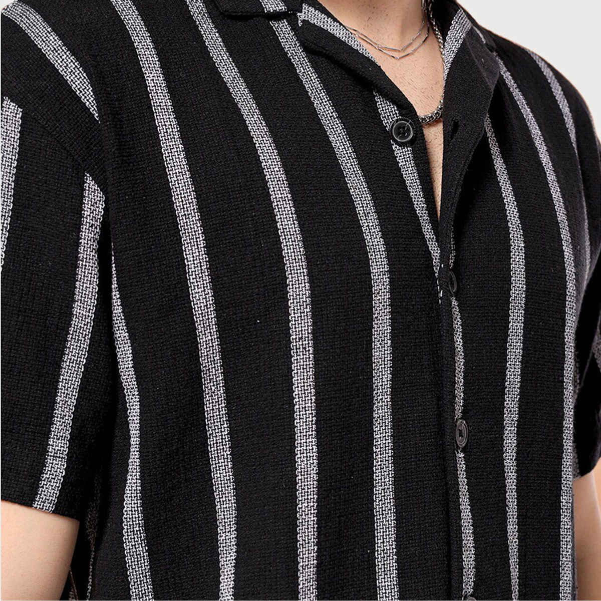 The Indian Garage Co Men's Relaxed Fit Striped Resort Half Sleeve Shirt | Black - XL