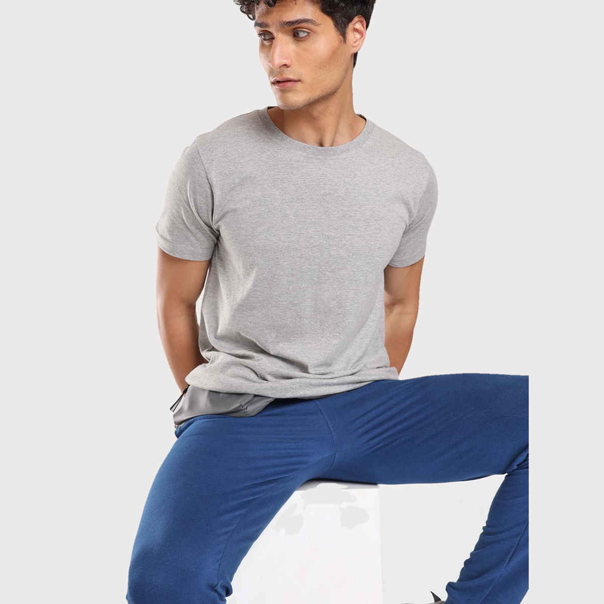 Nobero Men's Plain Classic Fit T-shirt | Grey Melange - M