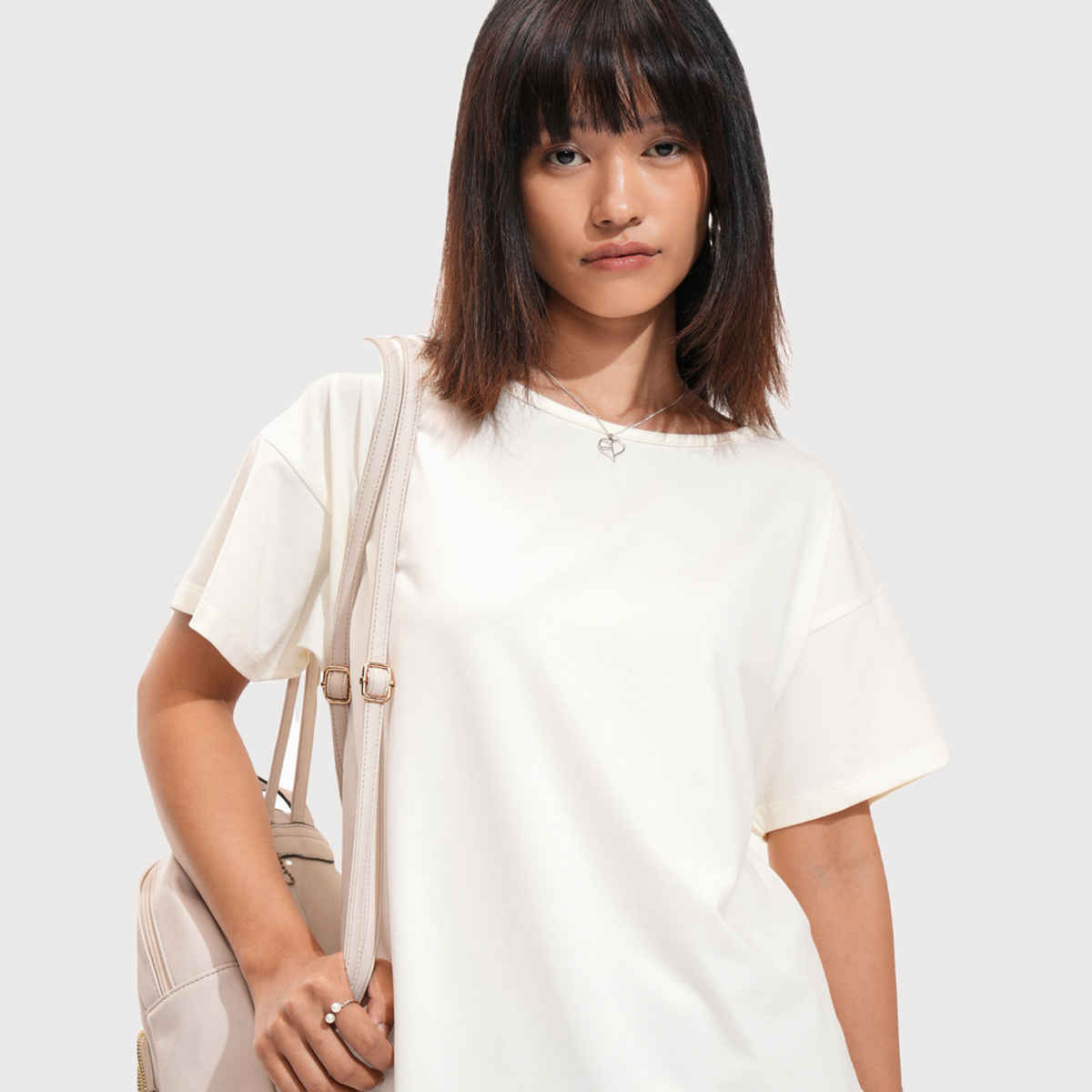 Tokyo Talkies Women's Half Sleeve Long Round Neck T Shirt | Off White - L