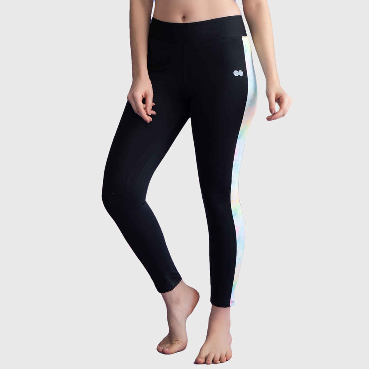 Clovia Snug Fit Active Ankle-Length Tights (Black - M)