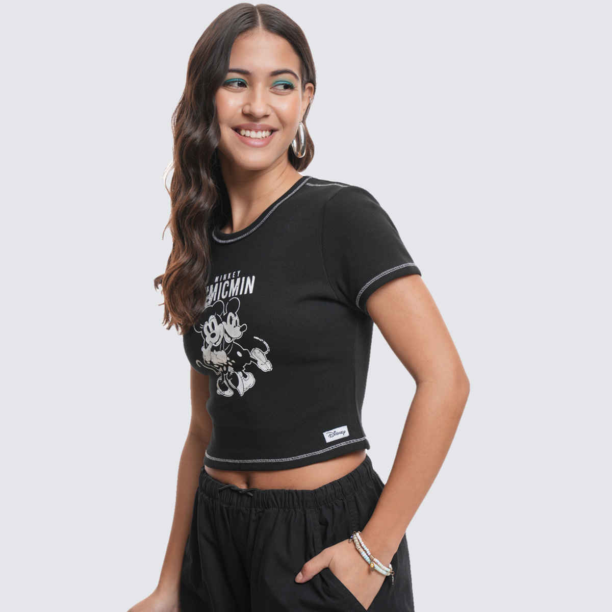 Tokyo Talkies Disney Women's Mickey & Minnie Printed Crop T-shirt | Black - XL