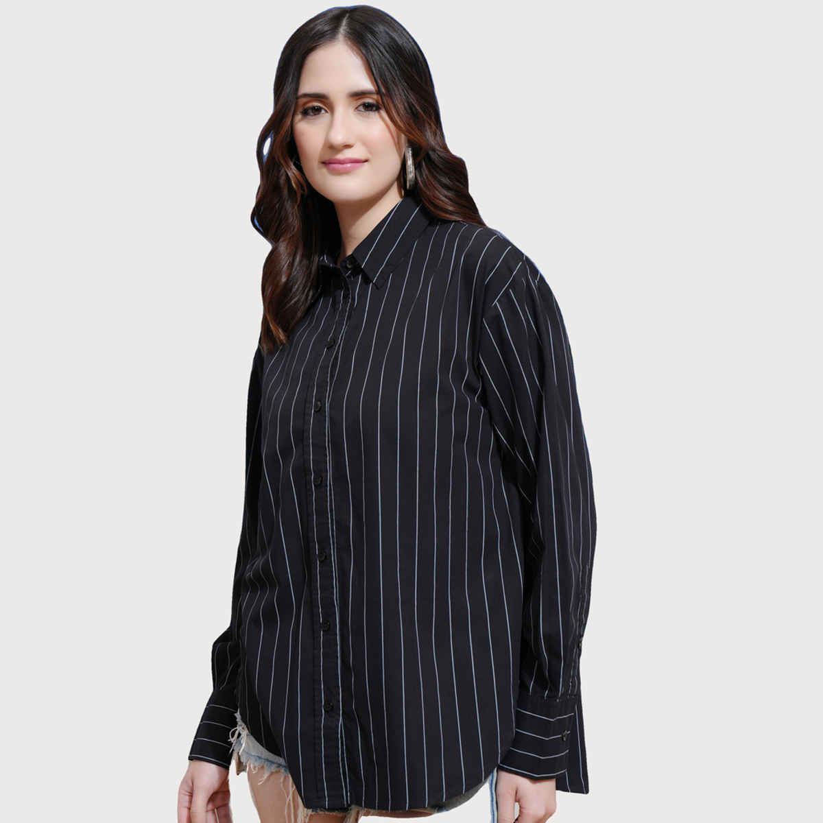 Tokyo Talkies Women's Striped Relaxed Boxy Fit Shirt | Black - S