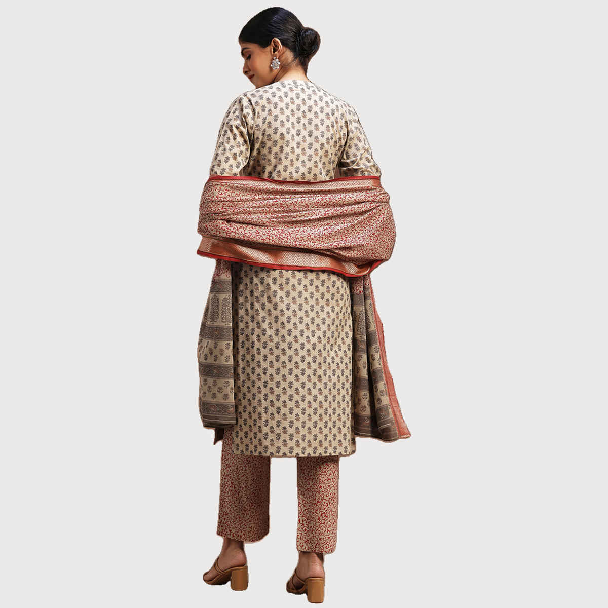 Libas Women's Multicolor Printed Cotton Straight Suit With Dupatta | M