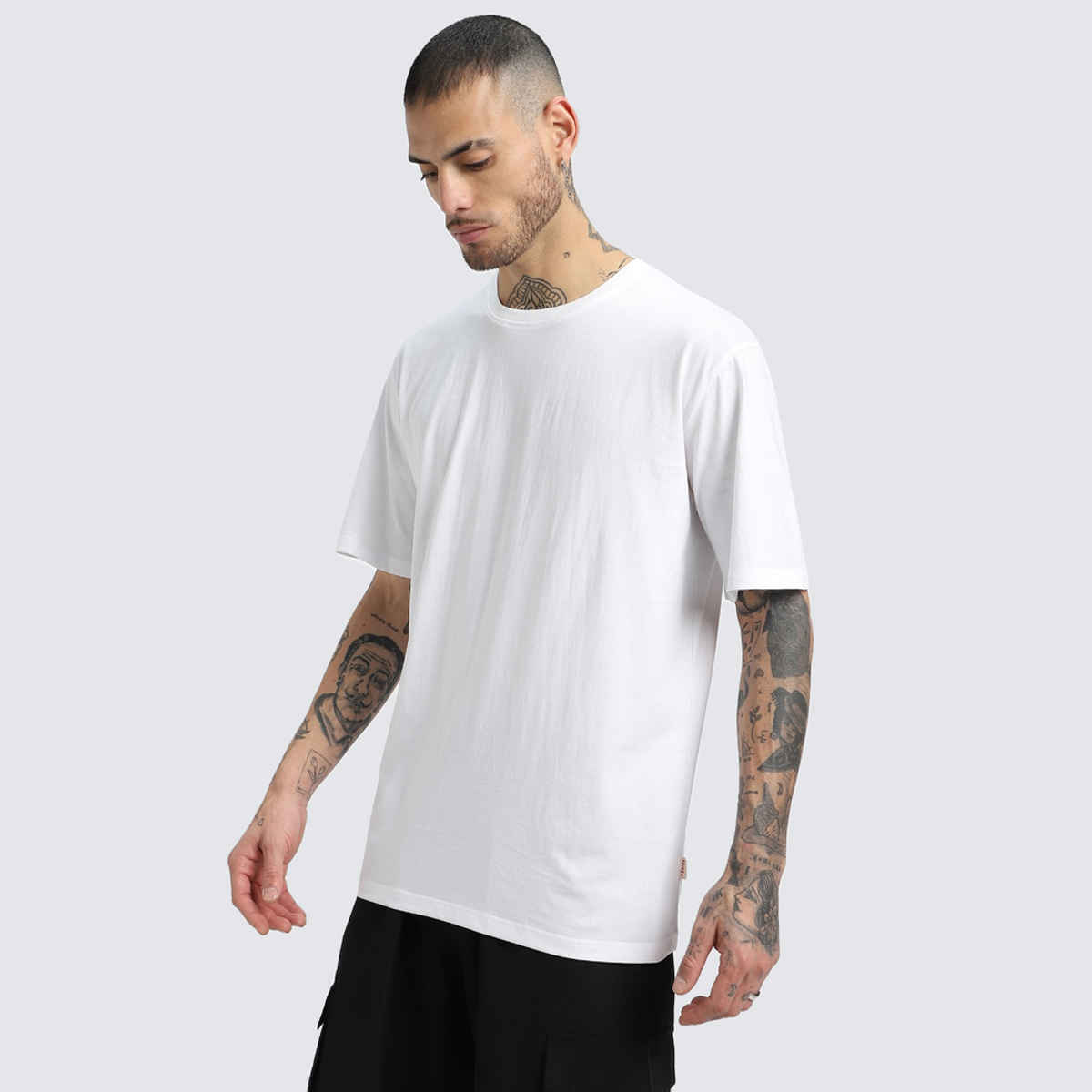 Veirdo Pure Cotton Oversized Fit Round Neck White T-Shirt For Men - XL