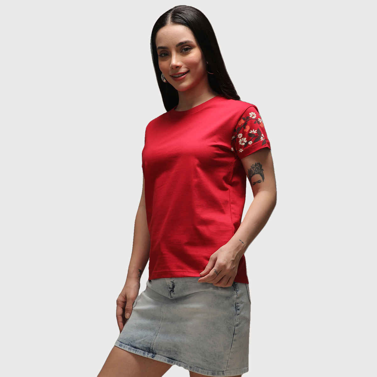 Dillinger Women's Short Sleeve Regular Fit Crew Neck Embroidery T-shirt | Red - XL