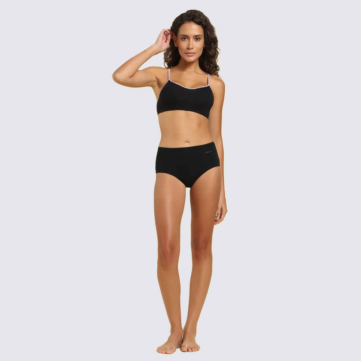 Van Heusen Women Pure Black Solid Seamless Cups Non Padded Cami Bra |32B